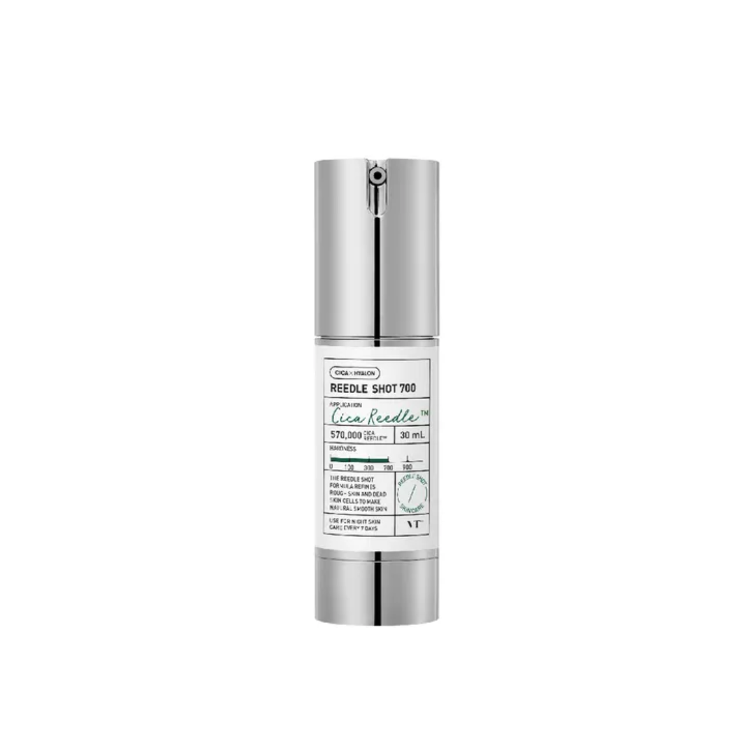 VT Reedle Shot 700 Ampoule is an advanced, skin-replenishing ampoule featuring micro-sized Reedles to deeply penetrate and hydrate your skin. Formulated with Centella Asiatica Extract for calming, Sodium Hyaluronate for intense hydration, and Niacinamide for brightening, it addresses dryness, irritation, and dullness. The ampoule also contains amino acids, Propolis Extract, and Macadamia Seed Oil to strengthen the skin barrier and improve overall texture.